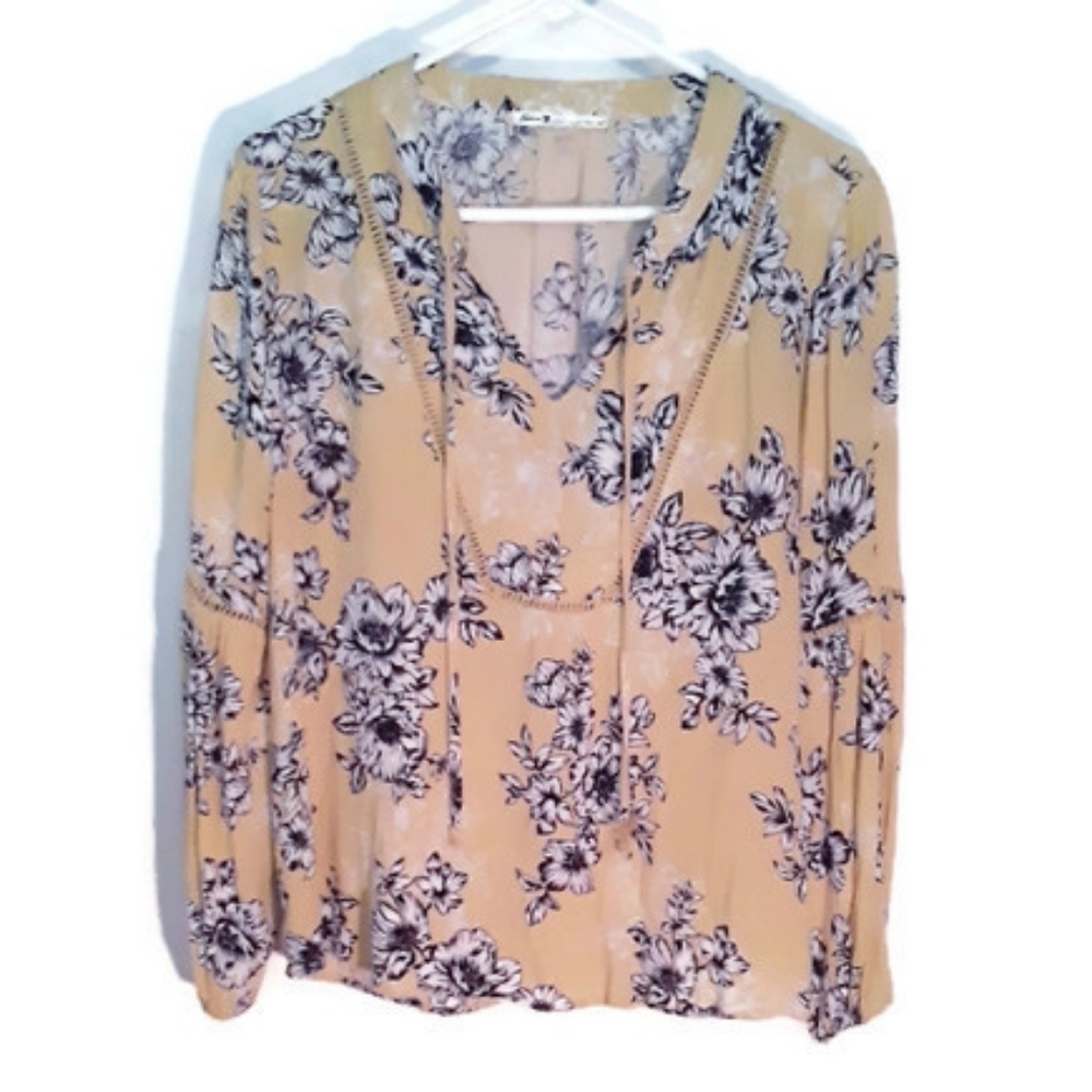 Seven7 yellow floral blouse